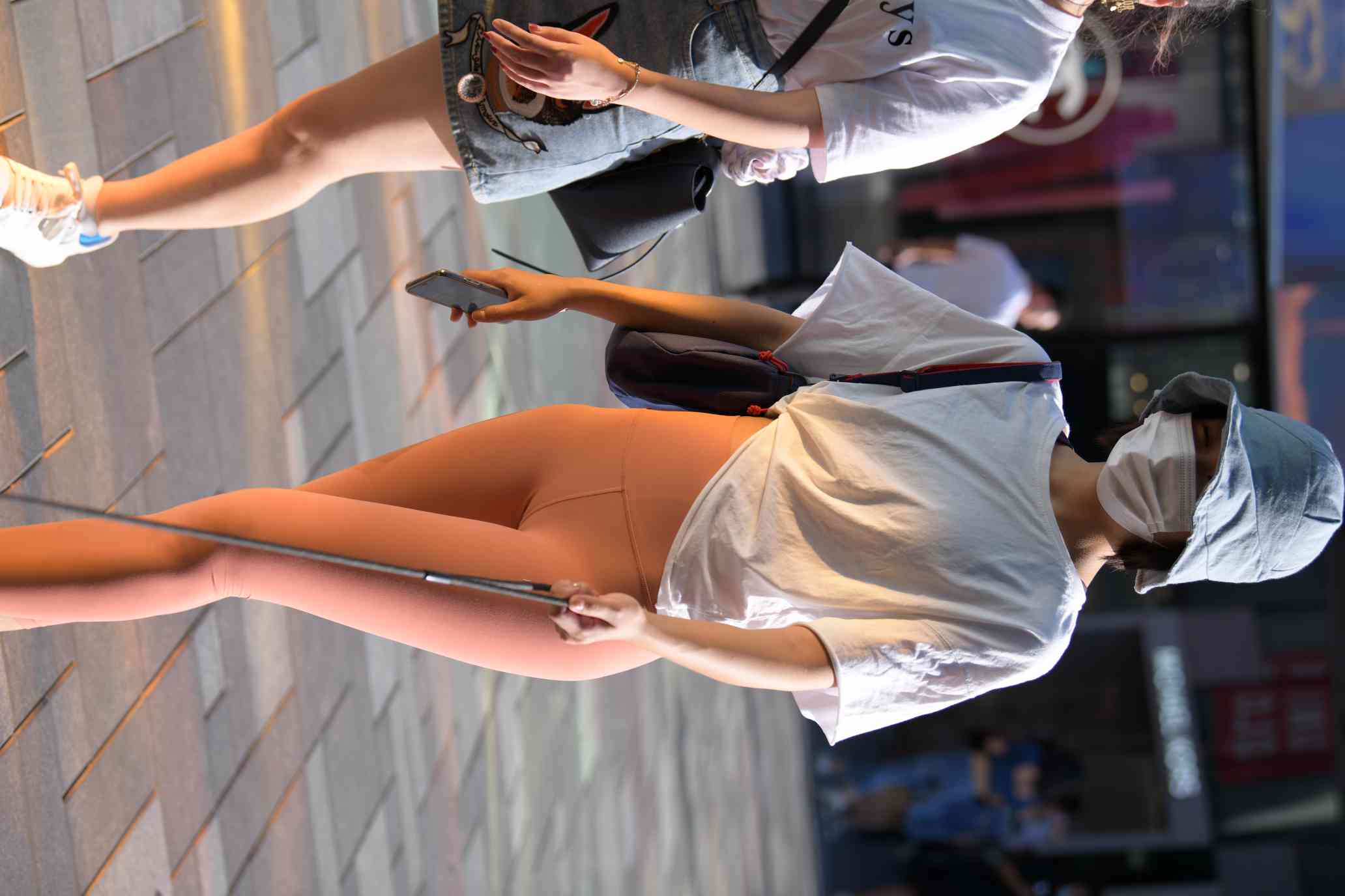 图片[2]-【免费】遛狗的瑜伽裤女人【60P】04031-街图社