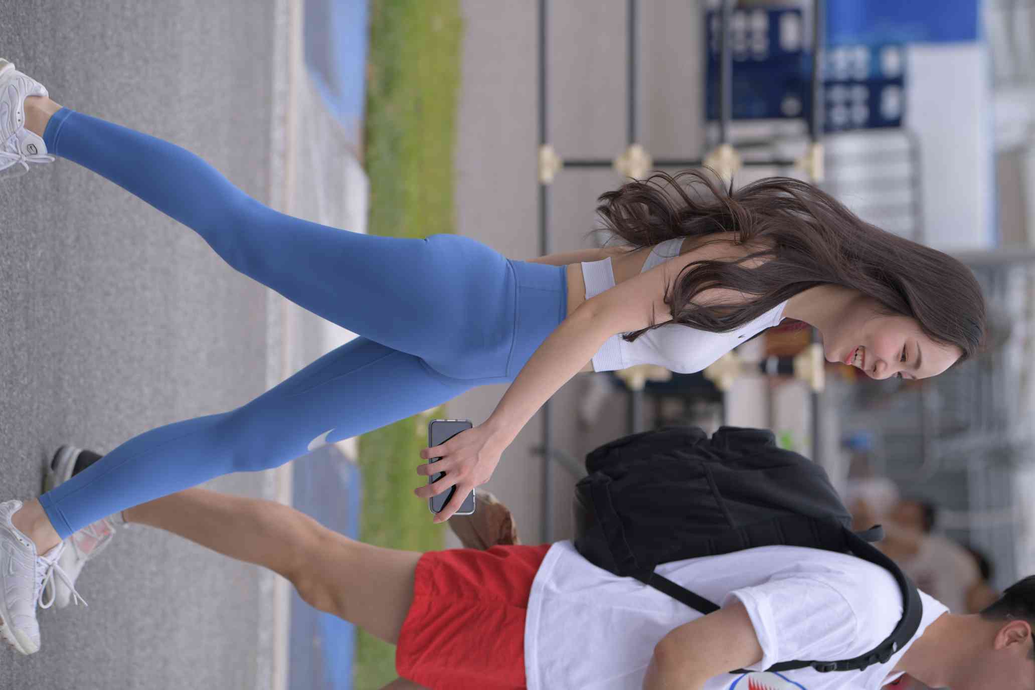 图片[4]-陪男朋友逛街的瑜伽裤女孩【74P】04034-街图社
