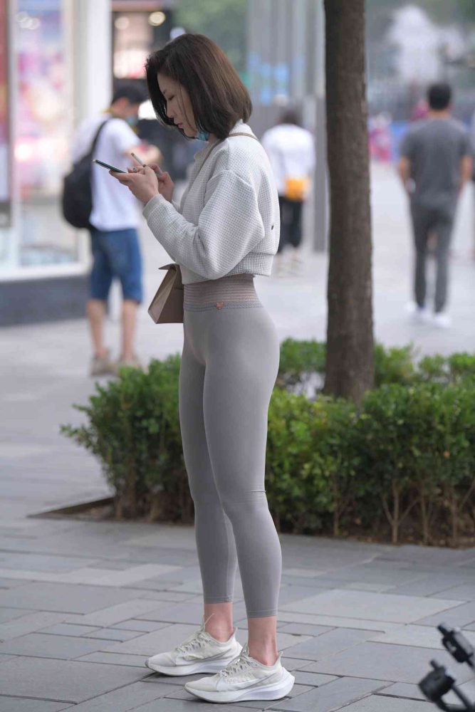 身材很好的短发瑜伽裤姑娘【157P】04015-街图社