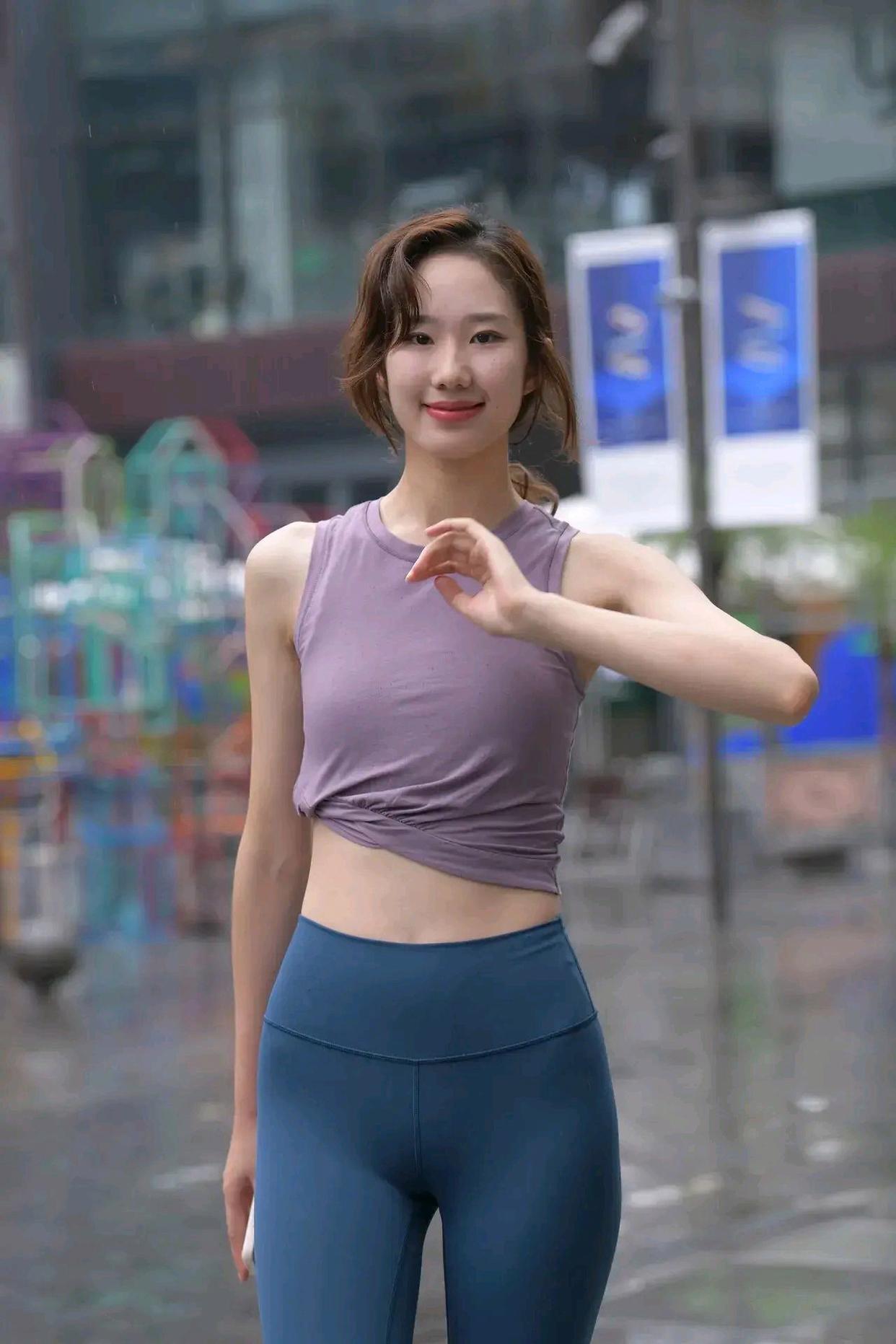 图片[2]-像刘亦菲的蓝色瑜伽裤姑娘J2234 552P1V-20.5GB-街图社
