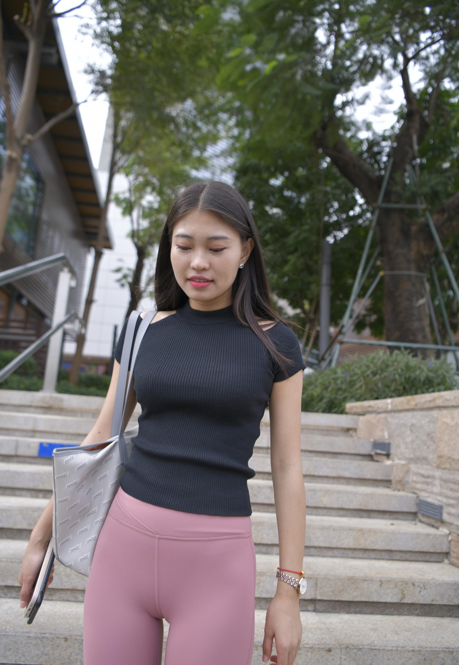 图片[2]-走在街头的瑜伽裤小女人 J1530 213P1V-9.18GB-街图社