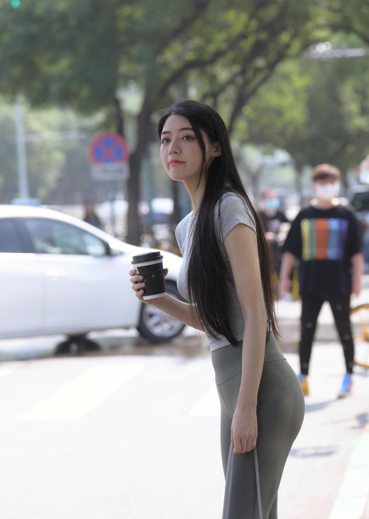 图片[3]-在外面逛街的瑜伽裤女孩J2240 449P1V-16.7GB-街图社