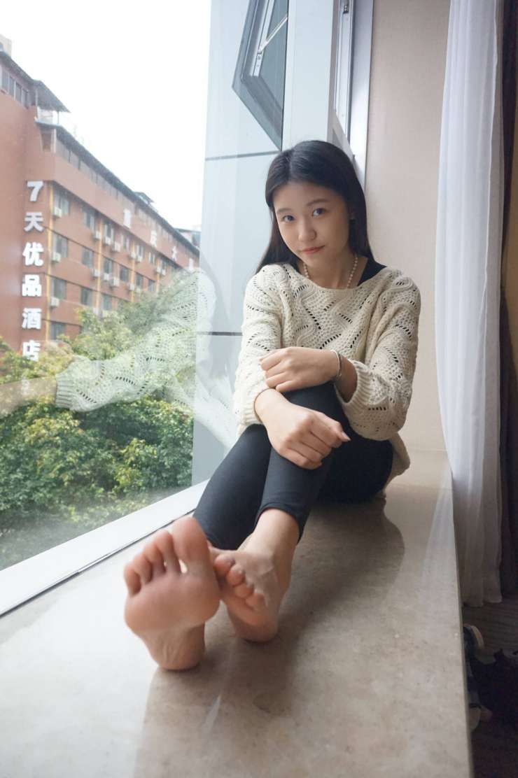 图片[3]-眼神很清澈的赤脚女孩【59P】20020-街图社