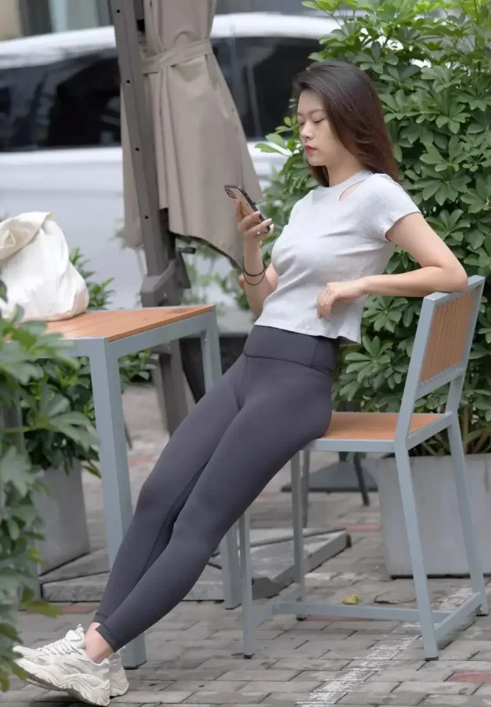 图片[4]-黑色瑜伽裤靓丽女孩J2200 905P1V-30.5GB-街图社