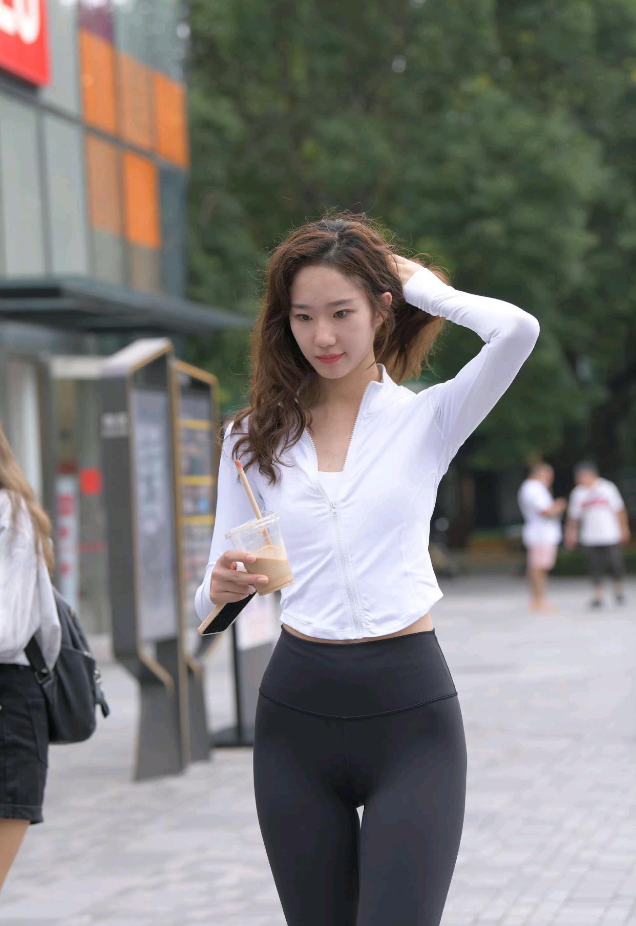 图片[5]-像刘亦菲的黑色瑜伽裤女孩J2237 340P1V-14.8GB-街图社