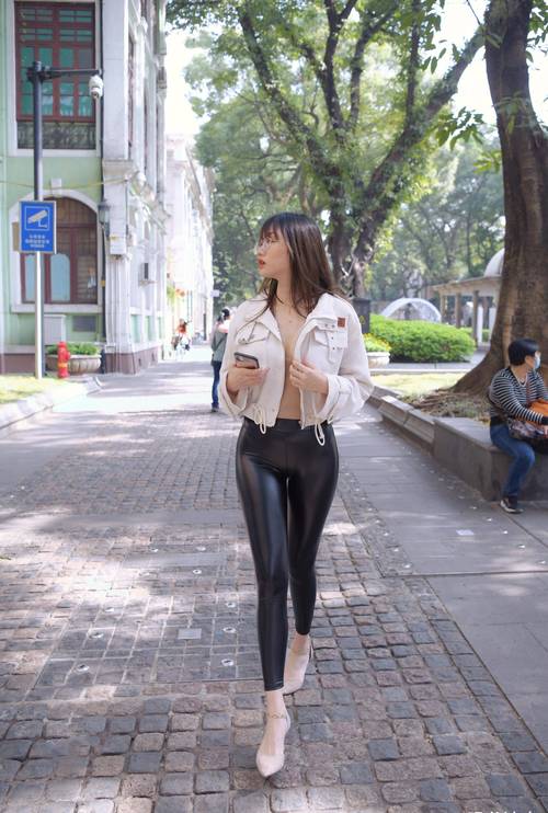 图片[3]-戴眼镜的皮裤女孩 J1473 1046P2V-35.5GB-街图社