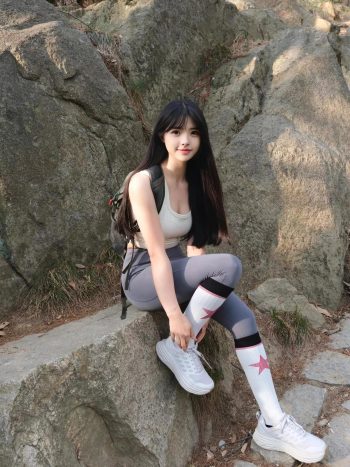 图片[7]-爱爬山的瑜伽裤MM，太甜美了！~-街图社