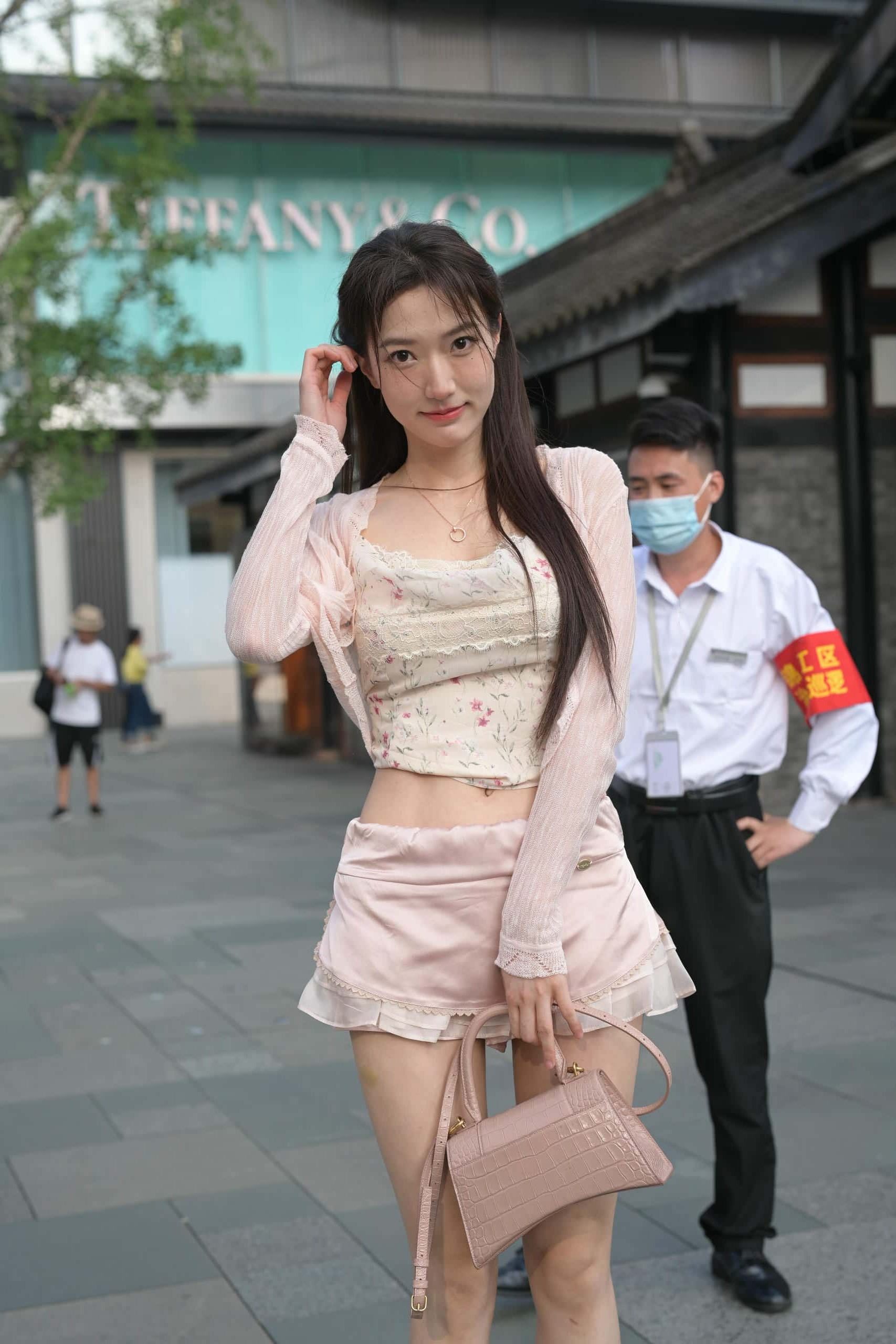 图片[2]-穿蕾丝蛋糕裙的粉色系少女【131P】J7577-街图社