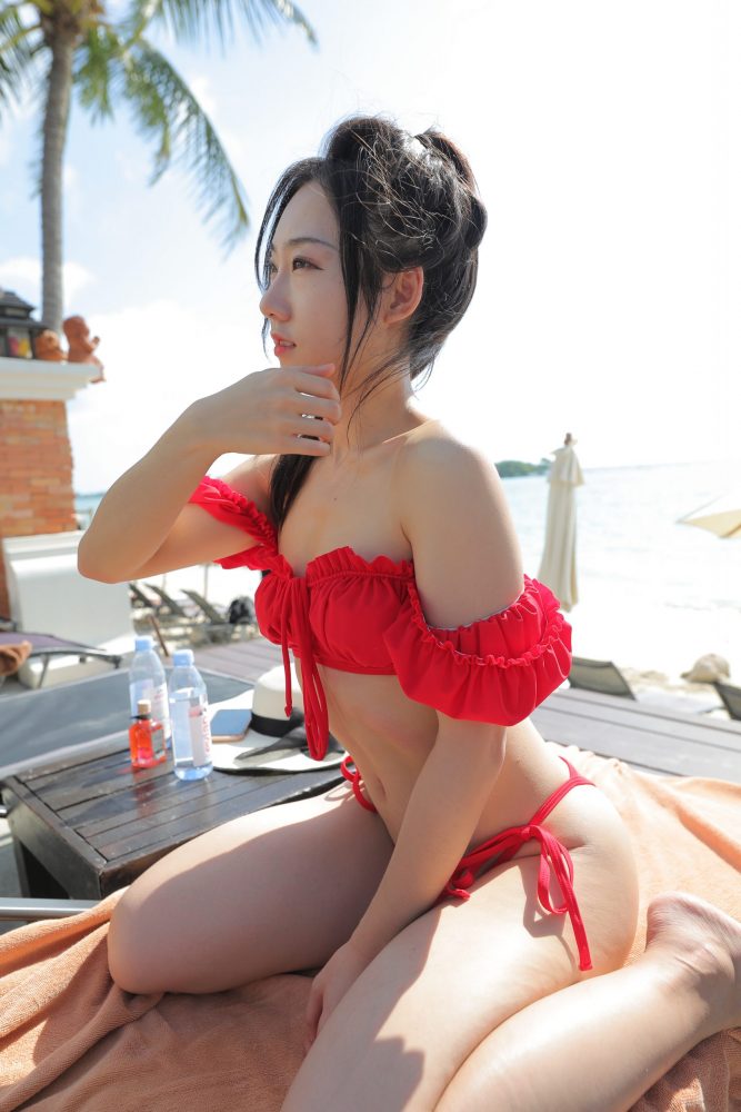 海边度假的红色比基尼小姐姐【364P】J0890-街图社