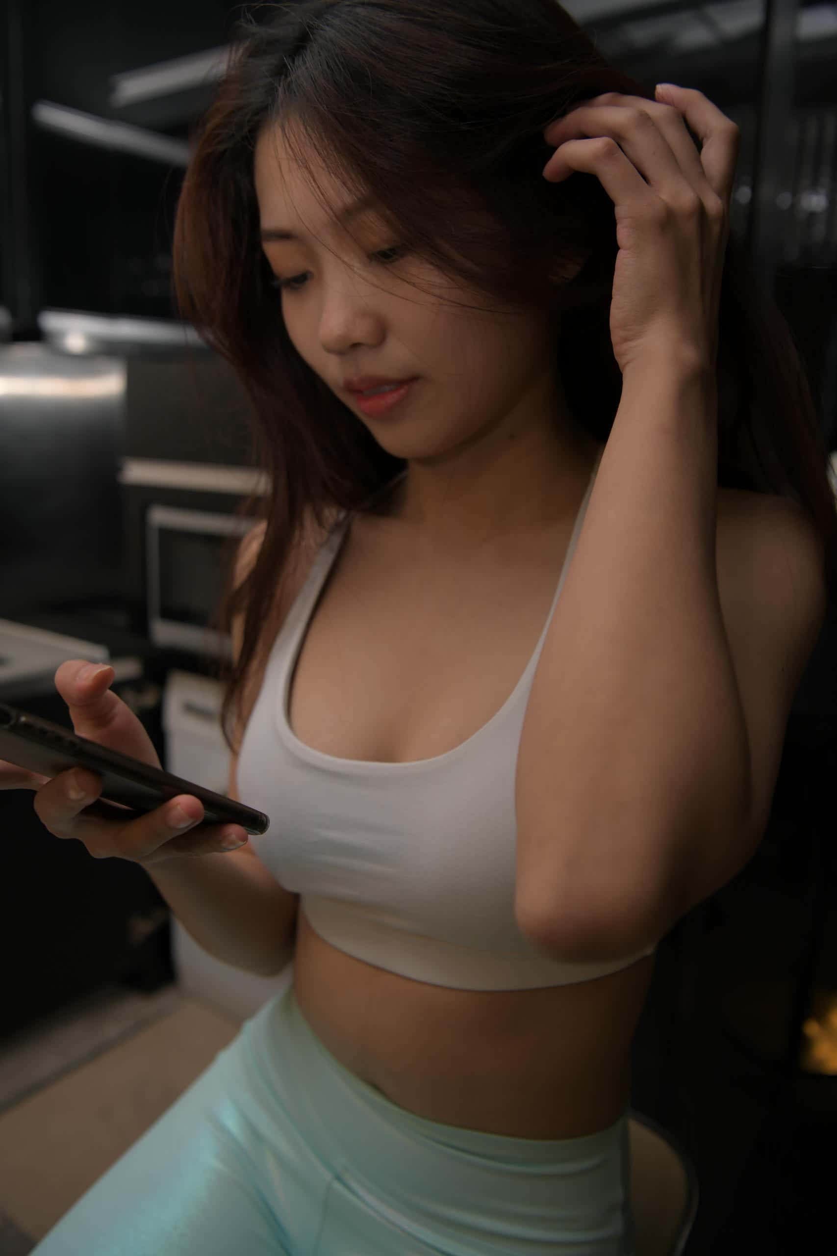 图片[4]-户外玩耍的瑜伽裤小姐姐【467P】J1419-街图社