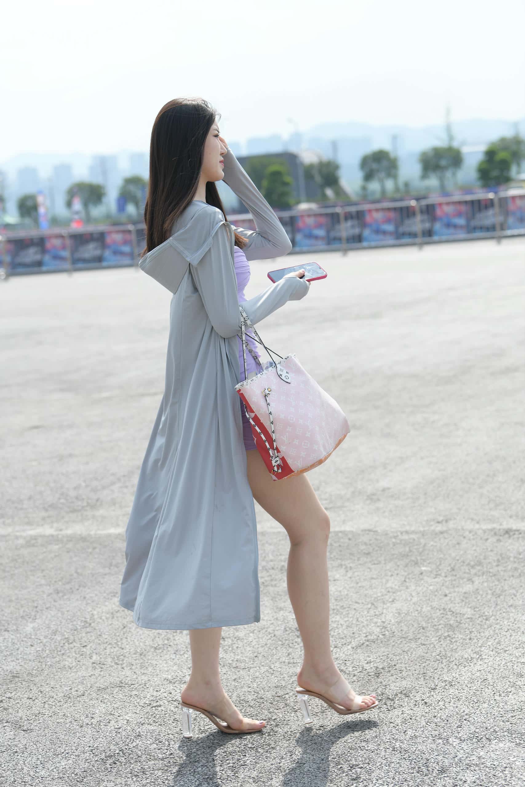 图片[2]-迷人紫色修身裙【64P】P8258-街图社