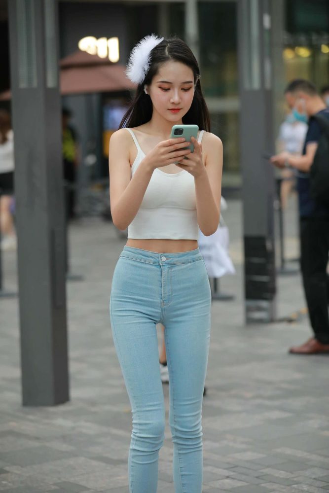非常漂亮的牛仔裤女孩【98P】J2144-街图社